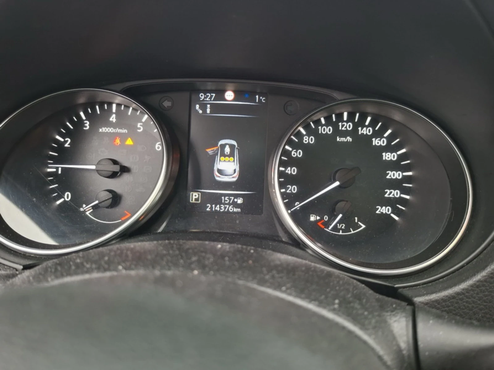 Nissan Qashqai 1.2 DIG-T | Automatic | TOP, снимка 5 - Автомобили и джипове - 53761191