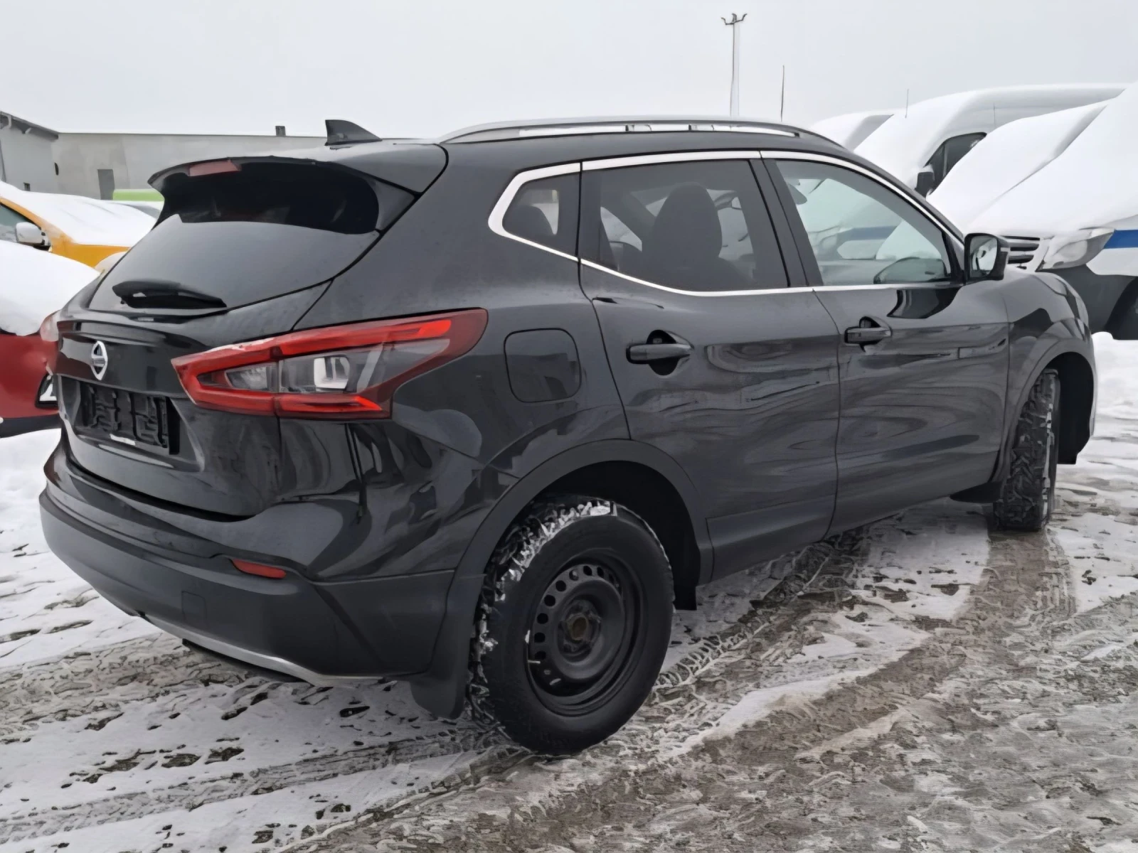 Nissan Qashqai 1.2 DIG-T | Automatic | TOP, снимка 3 - Автомобили и джипове - 53761191