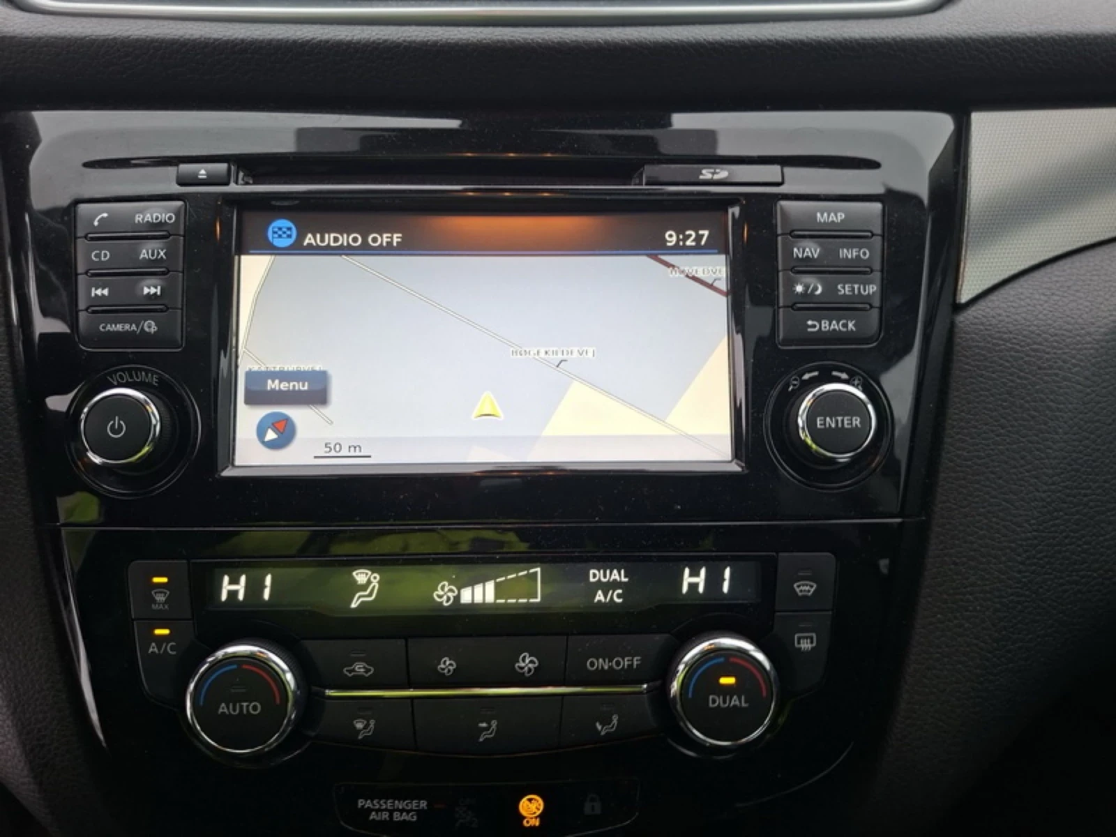 Nissan Qashqai 1.2 DIG-T | Automatic | TOP, снимка 6 - Автомобили и джипове - 53761191