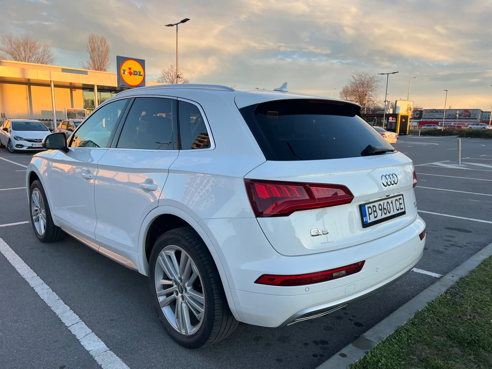 Audi Q5 2.0TFSI /DIGITAL, снимка 9 - Автомобили и джипове - 53825799