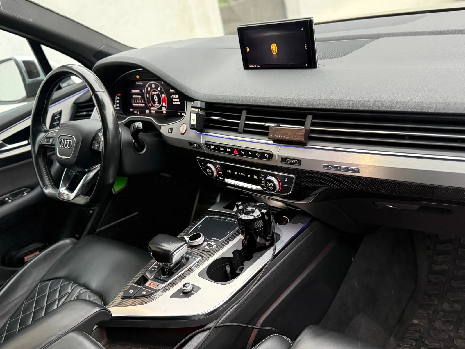 Audi SQ7 4.0 D. V8, снимка 6 - Автомобили и джипове - 54285194