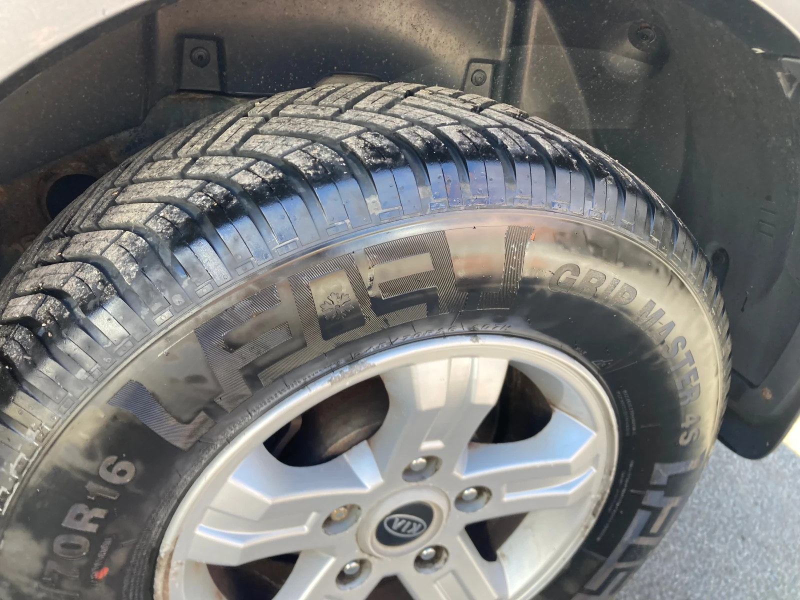 Kia Sorento 2.5 Dizel 140ks Klimatik Rabotest, снимка 10 - Автомобили и джипове - 55051597