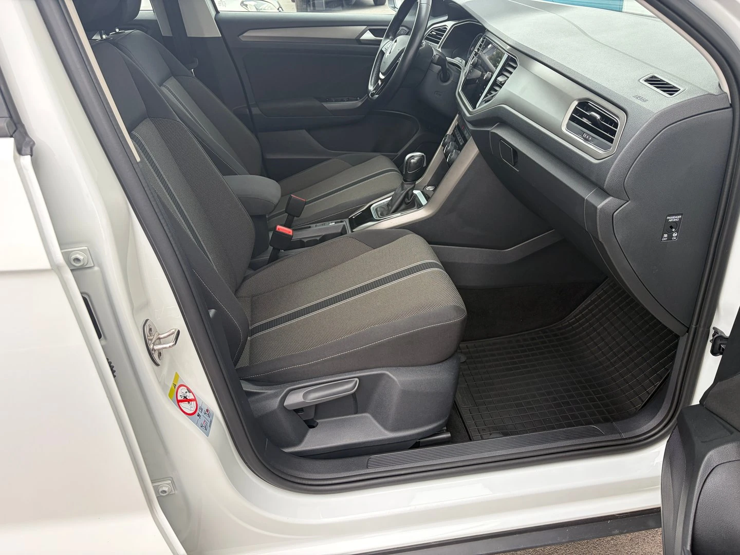 VW T-Roc | Mobile.bg � ����������� 6