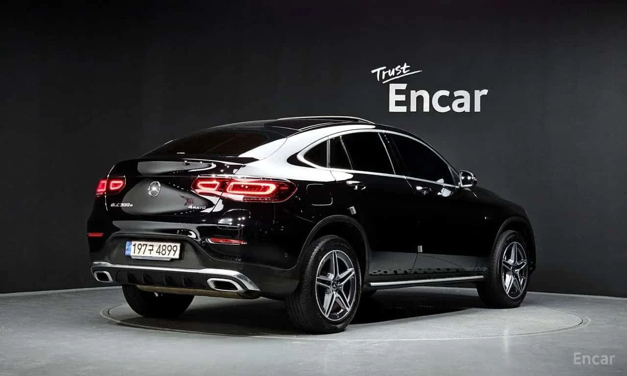 Mercedes-Benz GLC 300 E | АВТОКРЕДИТ БЕЗ ПЪРВОНАЧАЛНА ВНОСКА | , снимка 2 - Автомобили и джипове - 55570514