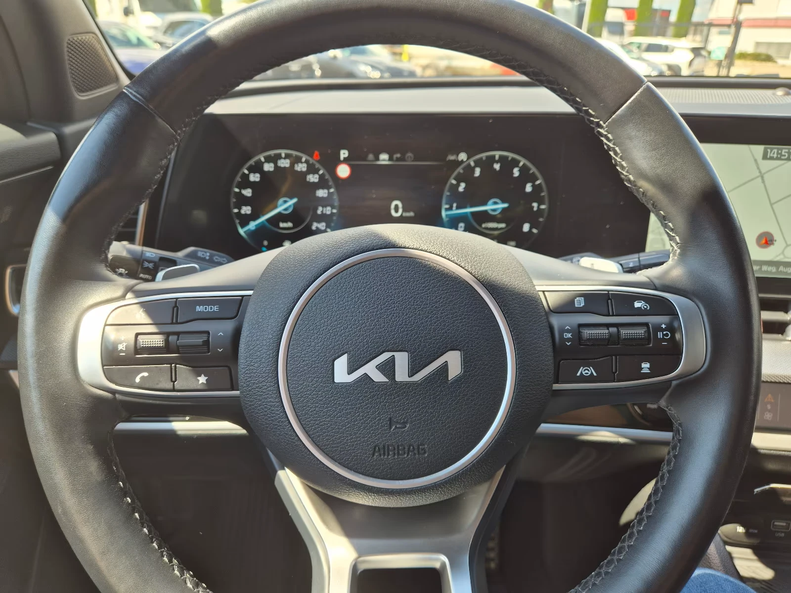 Kia Sportage 1.6T-GDI* GT-Line* 4WD* 360 CAM* DISTR* KEYLESS* , снимка 7 - Автомобили и джипове - 55612978