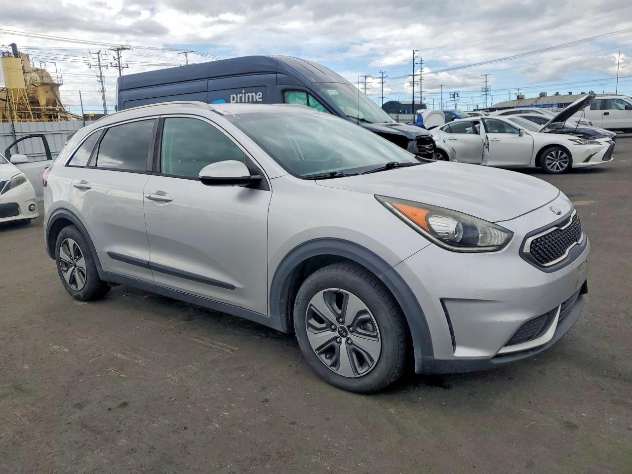 Kia Niro, снимка 3 - Автомобили и джипове - 55752782