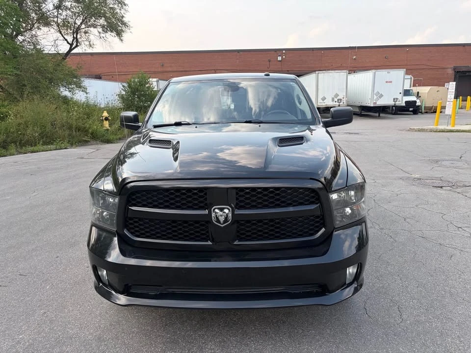 Dodge RAM 1500 / 5.7 HEMI / ЦЕНА ДО БЪЛГАРИЯ С ВСИЧКИ ТАКСИ, снимка 2 - Автомобили и джипове - 56164407