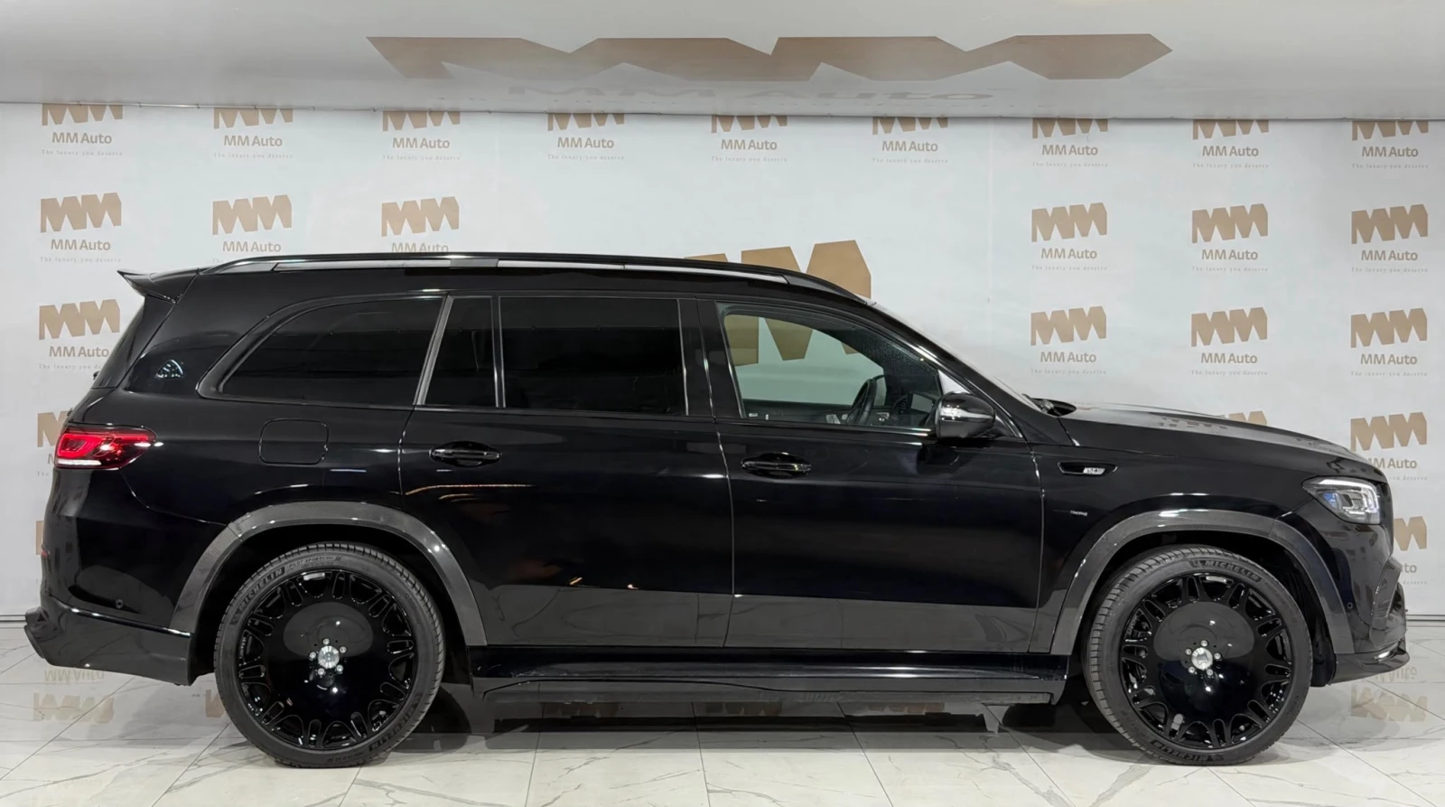 Mercedes-Benz GLS 600 Maybach-Brabus* Carbon* Pano* Burm* HuD, снимка 2 - Автомобили и джипове - 56213731