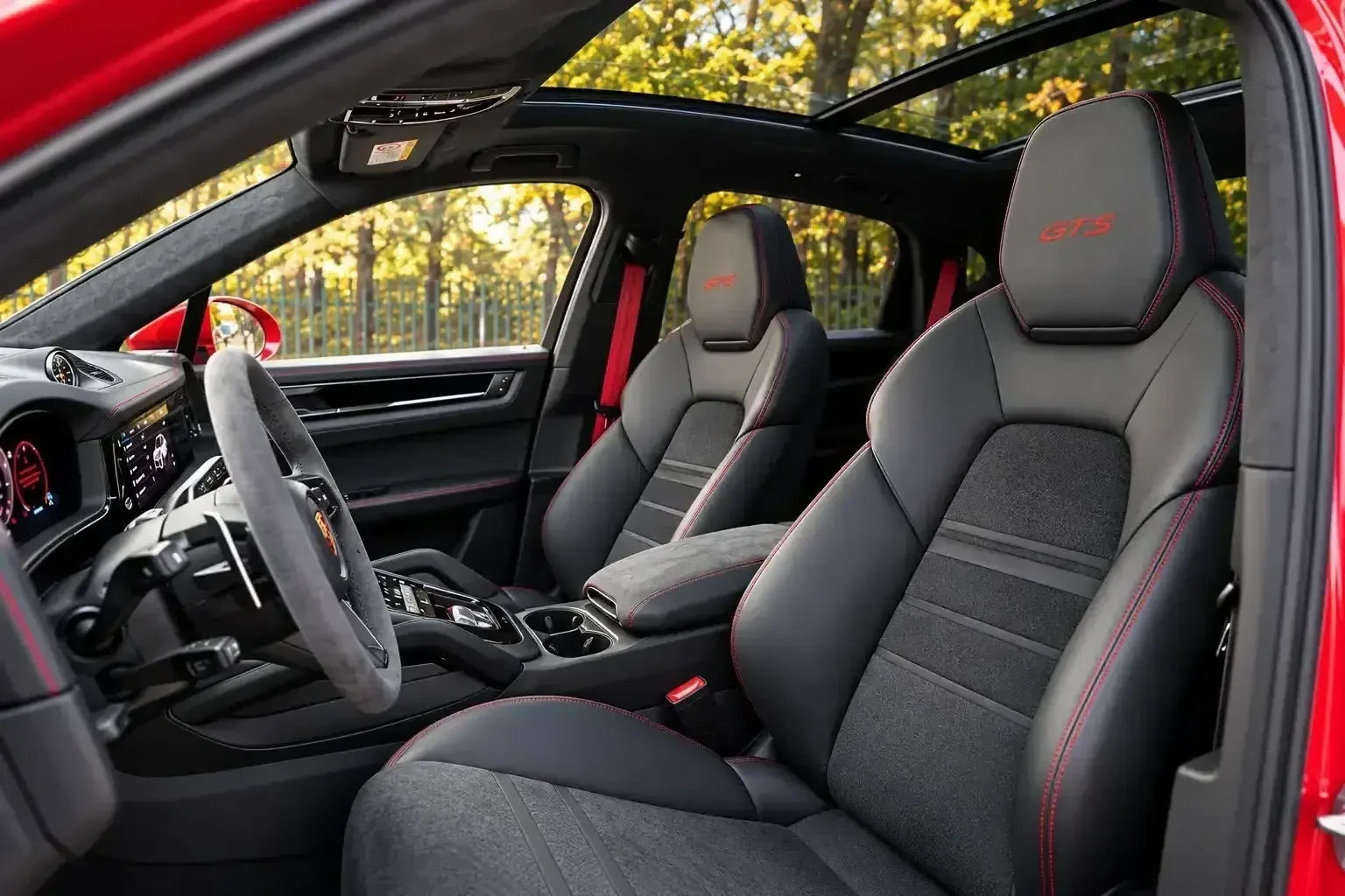 Porsche Cayenne GTS Coupe, снимка 6 - Автомобили и джипове - 56682722