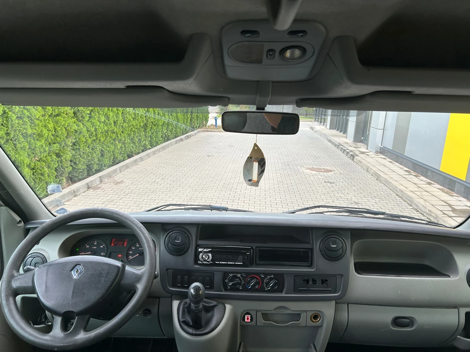 Renault Master 6+ 1 2.90 товарно помещение, снимка 7 - Бусове и автобуси - 55110182