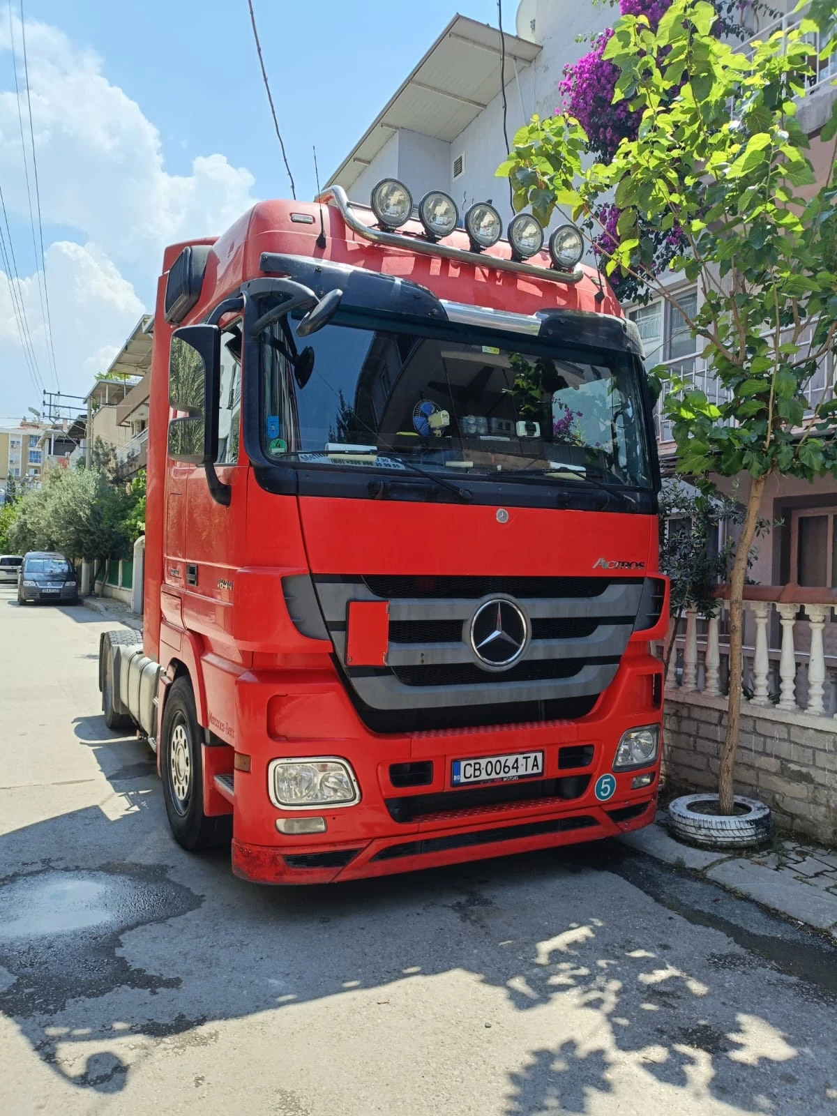Mercedes-Benz 1844  - изображение 4