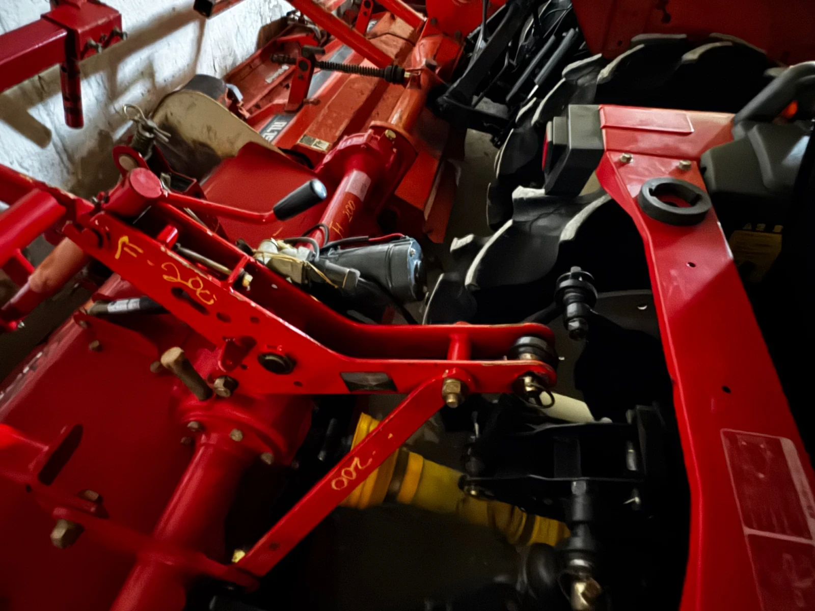 ������� Yanmar F200 | Mobile.bg � ����������� 5