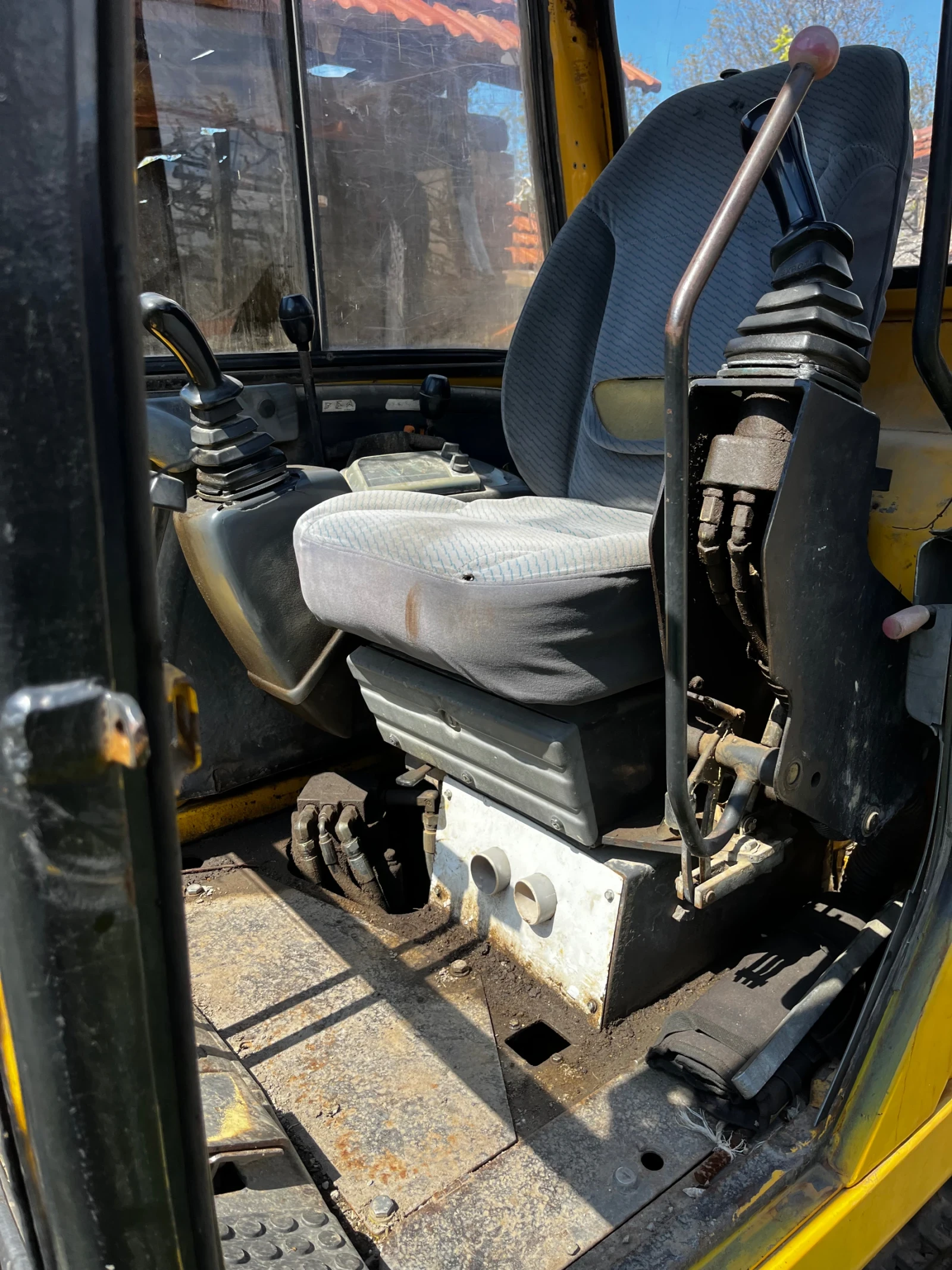Багер Komatsu PC30-7, снимка 9 - Индустриална техника - 54382792
