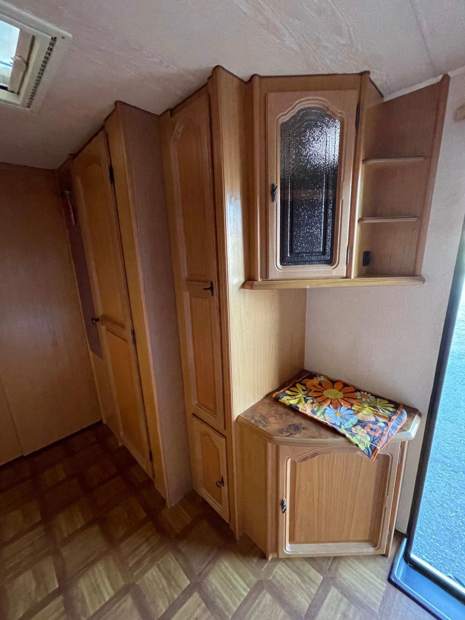 Каравана Tabbert CONTESSE 600, снимка 14 - Каравани и кемпери - 55289050