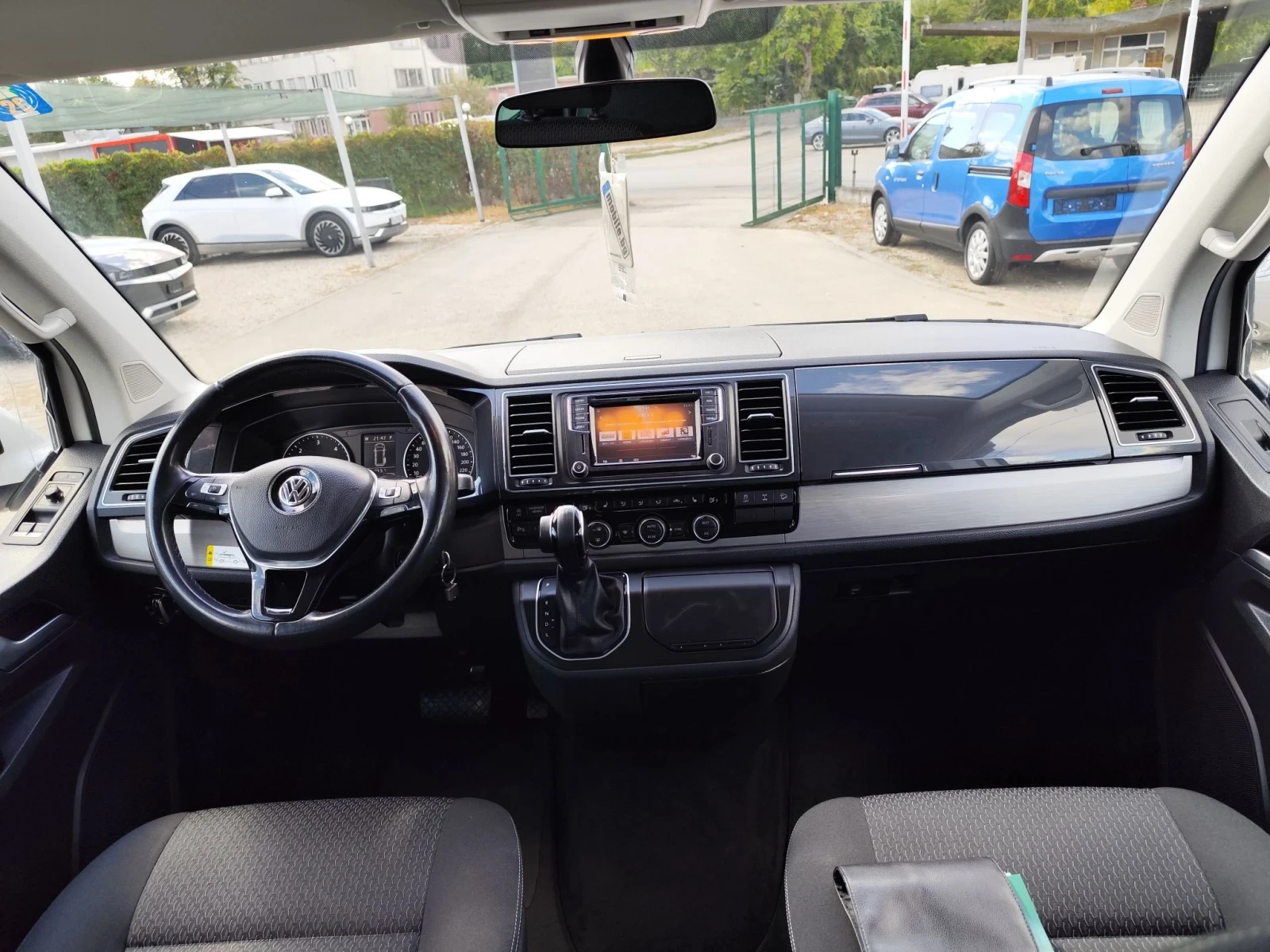 Кемпер VW California Beach 2.0 Швейцария, снимка 15 - Каравани и кемпери - 56216632