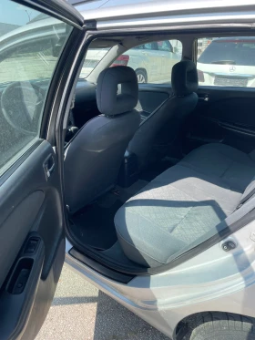 Toyota Avensis, снимка 4