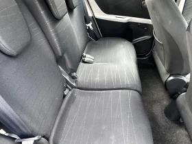 Toyota Yaris 1.3i 87к.с, снимка 10