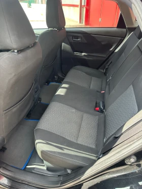 Toyota Auris, снимка 12