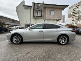 Lexus ES 300 H* Luxury* 2021* ГАРАНЦИОНЕН* * , снимка 3