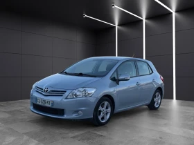 Toyota Auris 2.0 D4D 126кс, снимка 1