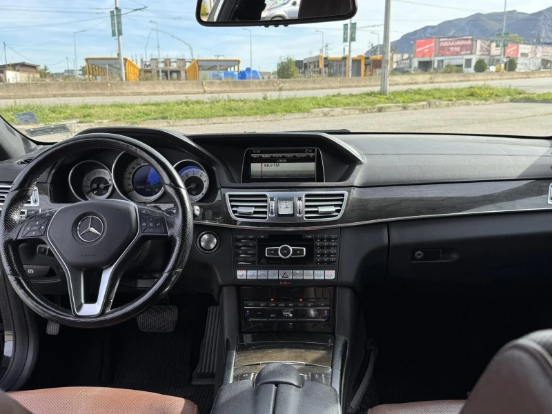 Mercedes-Benz E 500, снимка 13 - Автомобили и джипове - 47576529