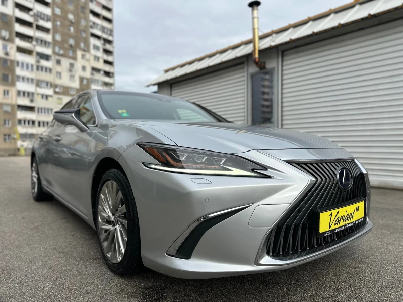 Lexus ES 300 H* Luxury* 2021* ГАРАНЦИОНЕН* * , снимка 8 - Автомобили и джипове - 48195693