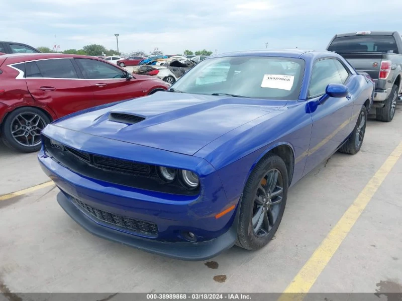 Dodge Challenger 3.6L V-6 DOHC, VVT, 305HP All Wheel Drive, снимка 2 - Автомобили и джипове - 48257635