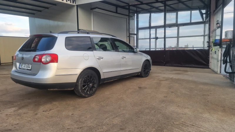 VW Passat, снимка 3 - Автомобили и джипове - 49077596