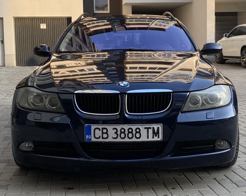 BMW 330 xD, HDC, NAVI, PANORAMA, КОЖА, ЩОРИ, снимка 1 - Автомобили и джипове - 49601906