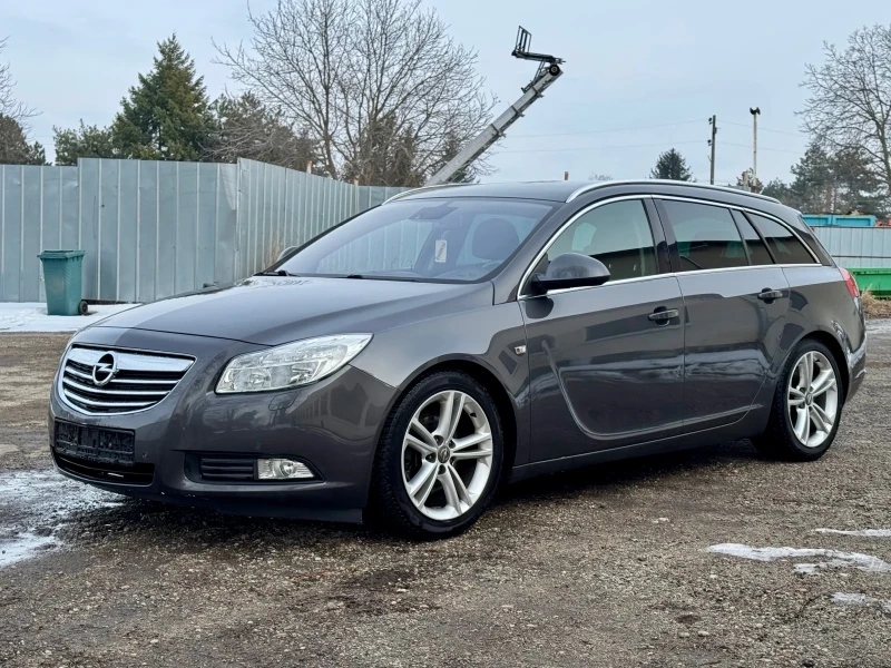 Opel Insignia, снимка 3 - Автомобили и джипове - 49305645