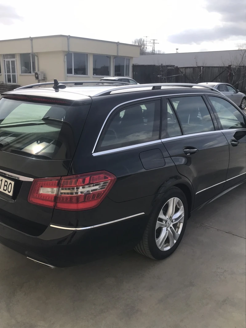 Mercedes-Benz E 350 Комби, снимка 4 - Автомобили и джипове - 49547588