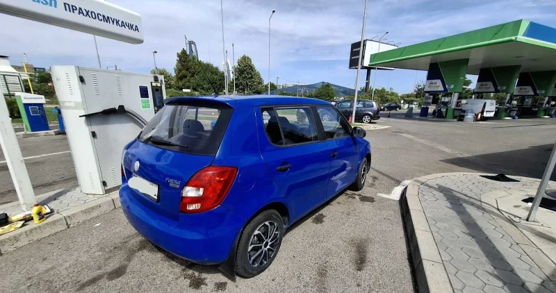 Skoda Fabia 1.2 petrol 69 hp MT5, снимка 6 - Автомобили и джипове - 52939651