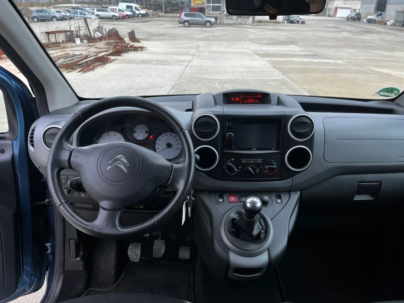 Citroen Berlingo Multispace PureTech 129000км!, снимка 7 - Автомобили и джипове - 52314671