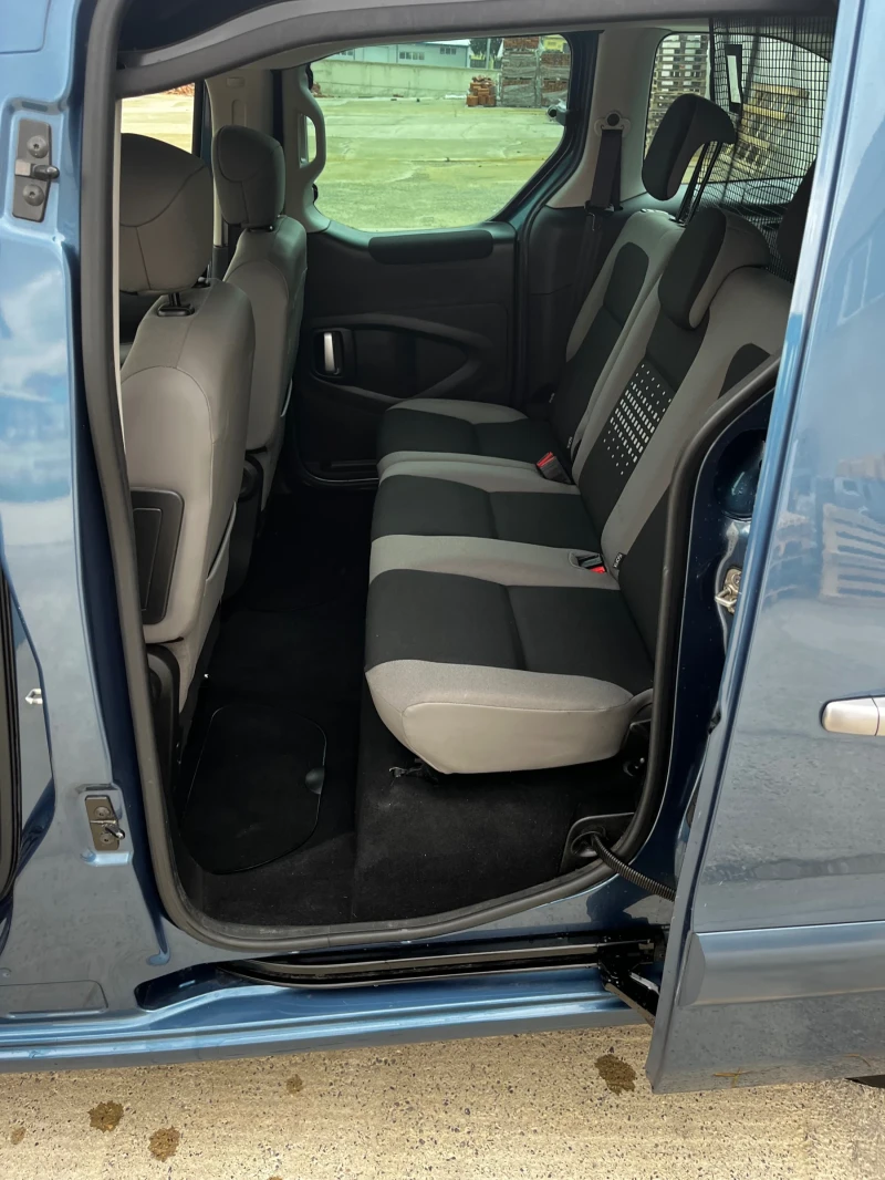 Citroen Berlingo Multispace PureTech 129000км!, снимка 10 - Автомобили и джипове - 52314671