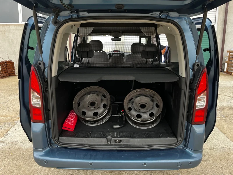 Citroen Berlingo Multispace PureTech 129000км!, снимка 13 - Автомобили и джипове - 52314671