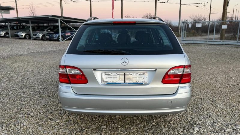 Mercedes-Benz E 320 E320CDI/V6/224кс/4Matic/AVANTGARDE/Sport/ИТАЛИЯ, снимка 5 - Автомобили и джипове - 52746143