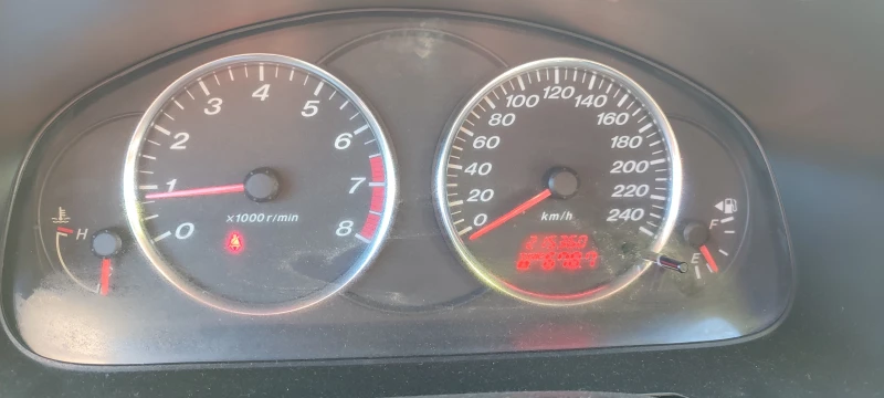 Mazda 6 1.8 - 120к.с. 2004г, снимка 14 - Автомобили и джипове - 52789809