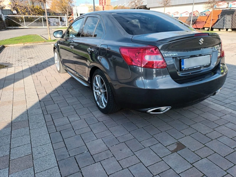 Suzuki Kizashi 2.4 GL INDIVIDUAL, снимка 5 - Автомобили и джипове - 52859205