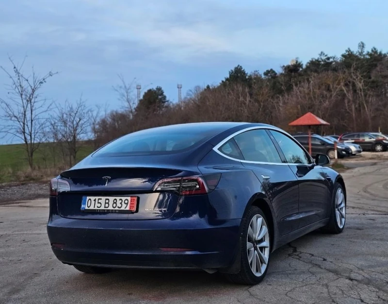 Tesla Model 3 Long Range 4x4 Безплатно Зареждане, снимка 4 - Автомобили и джипове - 52980725