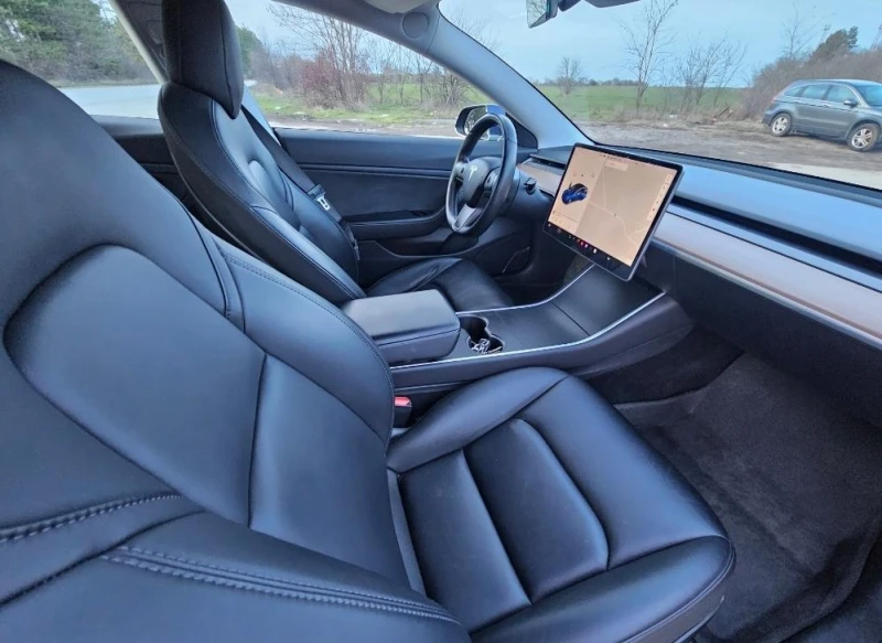 Tesla Model 3 Long Range 4x4 Безплатно Зареждане, снимка 11 - Автомобили и джипове - 52980725