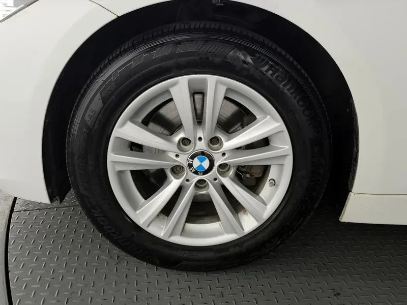 BMW 320 d, снимка 5 - Автомобили и джипове - 54593039