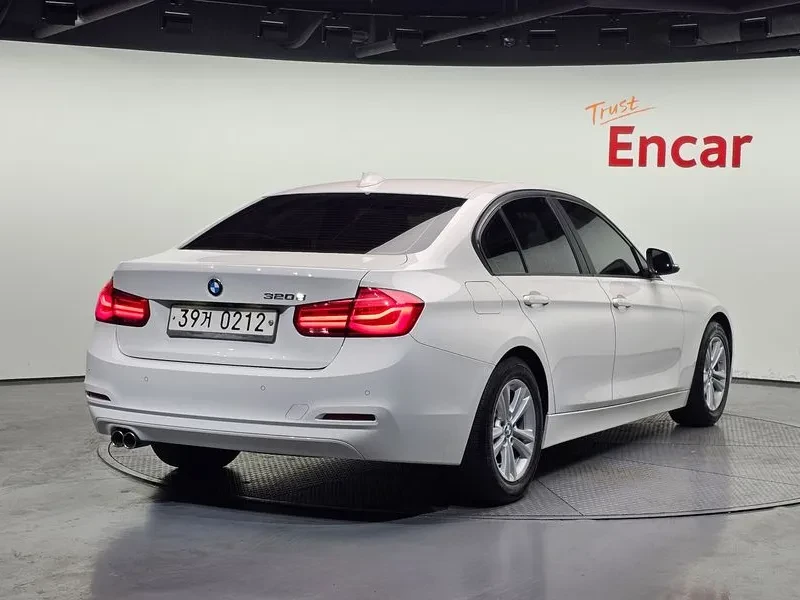 BMW 320 d, снимка 2 - Автомобили и джипове - 54593039