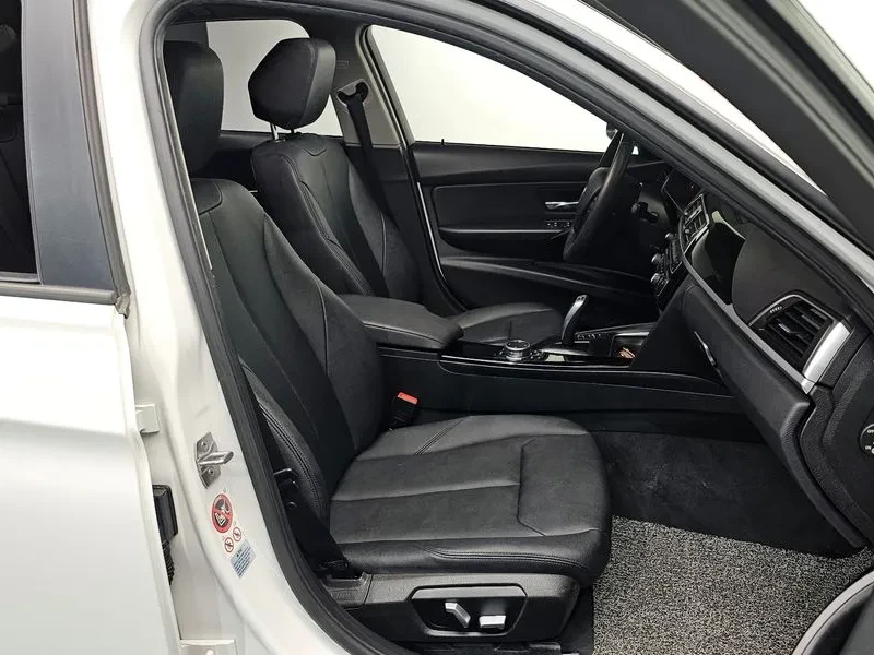 BMW 320 d, снимка 11 - Автомобили и джипове - 54593039