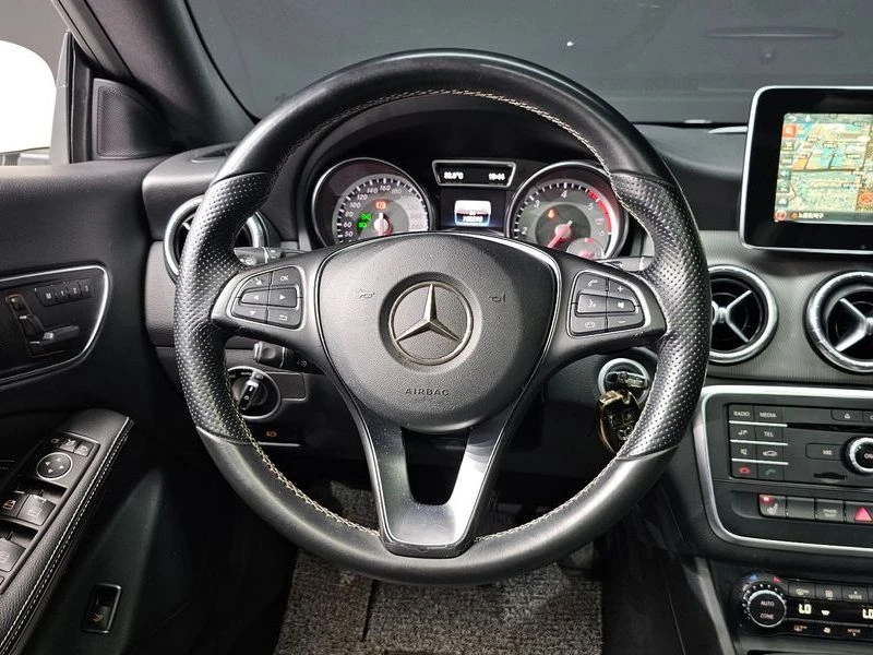 Mercedes-Benz CLA CLA200 d| 136к.с.| ВКЛ.ТЕХНОТЕСТ, снимка 12 - Автомобили и джипове - 55217588