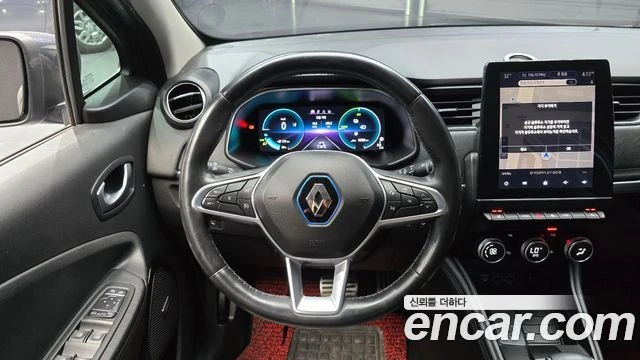 Renault Zoe, снимка 13 - Автомобили и джипове - 56390501