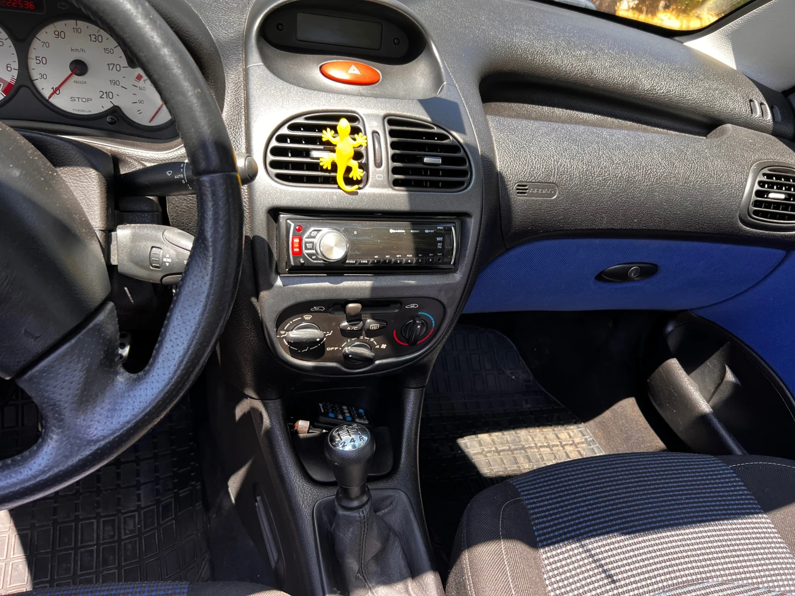 Peugeot 206 206сс - изображение 8