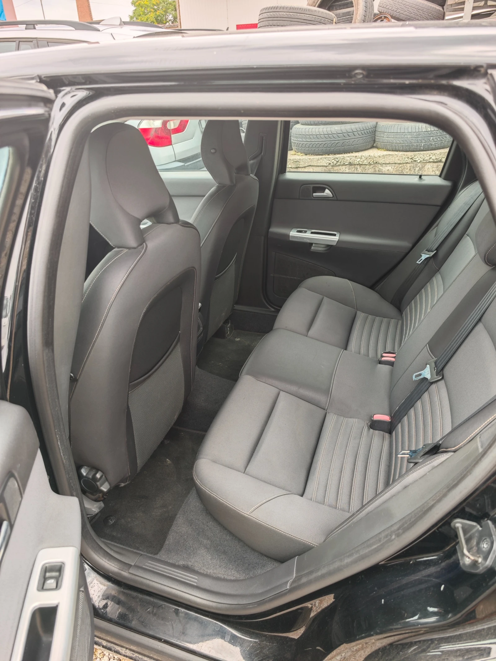 Volvo V50 1.6TDI  - изображение 6