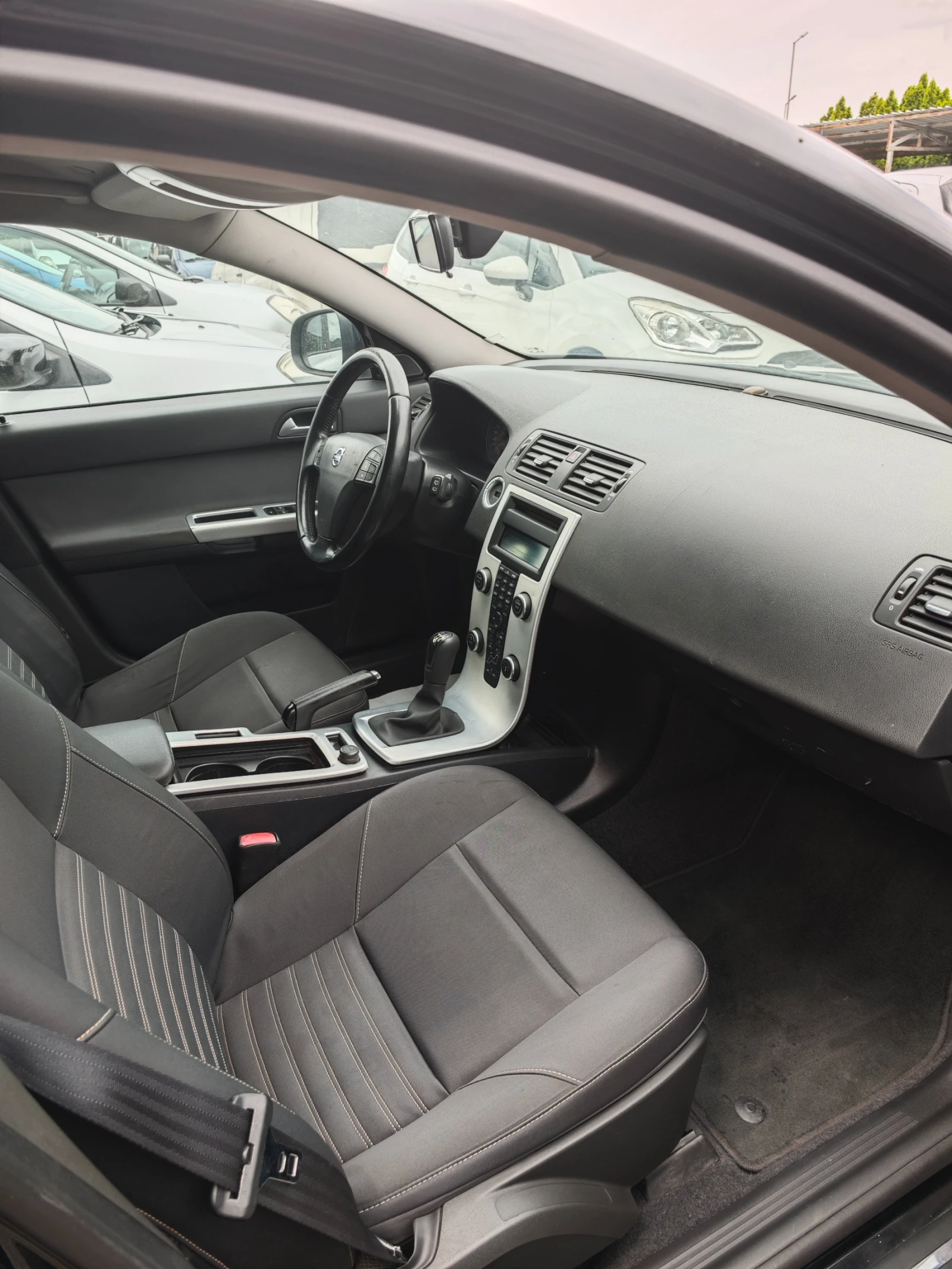 Volvo V50 1.6TDI  - изображение 8