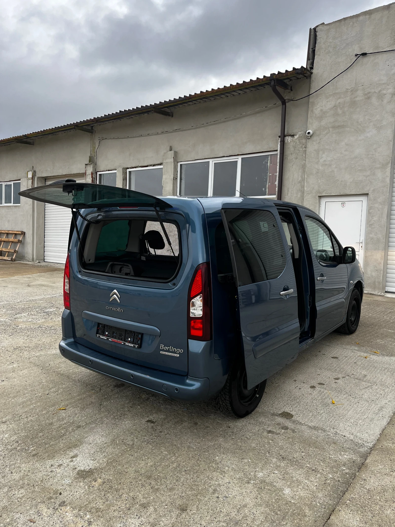 Citroen Berlingo Multispace PureTech HOBBY edition - изображение 6