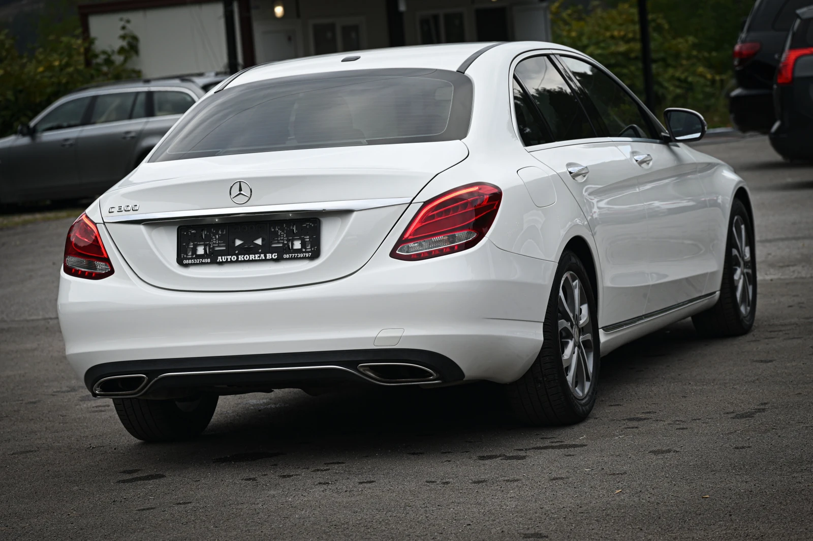 Mercedes-Benz C 300 Distronic/Camera - изображение 5